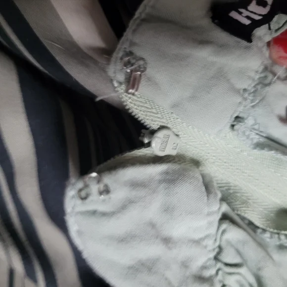 Cute Frog W Strawberry Print Suspender Skirt - Picture 9 of 9